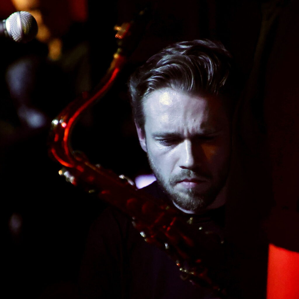 Mikołaj Suchanek Solopiano