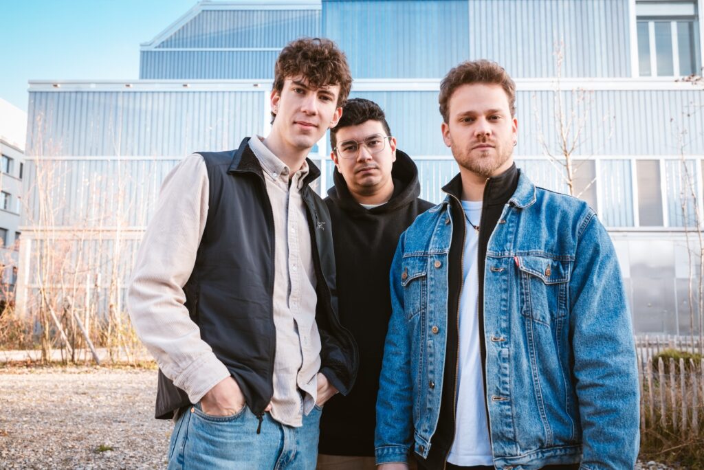 Independent Trio