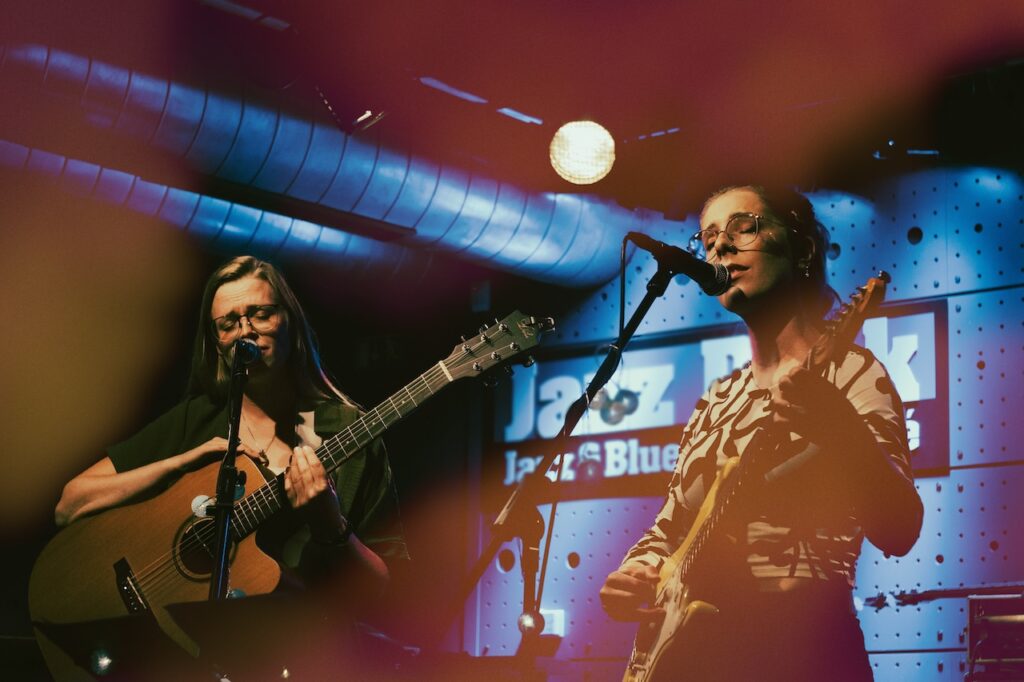 Andrea Šulcová & Allison Wheeler