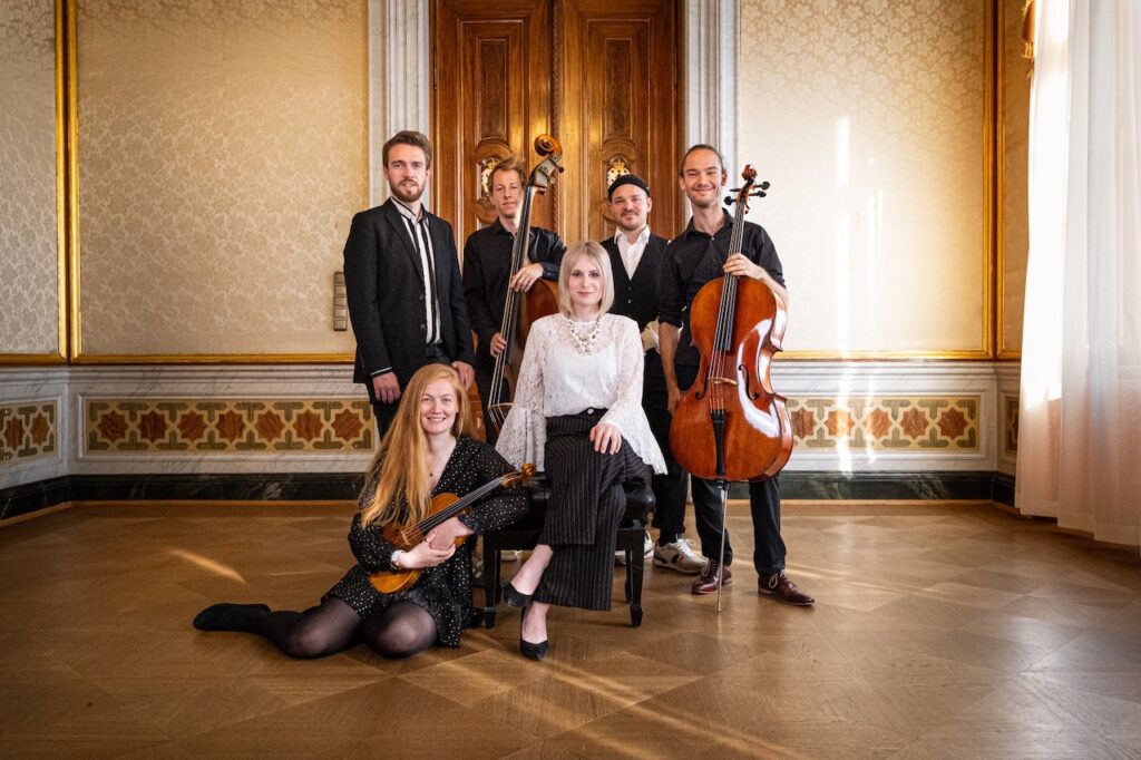 Christmas Time Is Here - Das Weihnachtskonzert mit Anne Großhäuser und Band