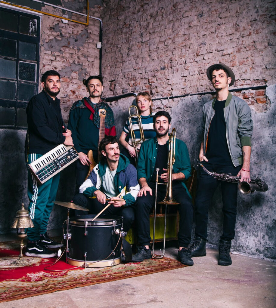 DESMADRE ORKESTA
